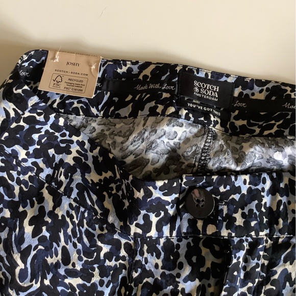 SCOTCH & SODA, small Joshy High-Rise Tapered Cargo Trousers. - Picture 10 of 16